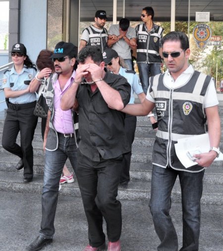 Alanya'da 3 bin ecstacy hap ele geçirildi