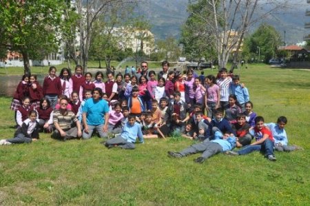 Alanya'da 500 genç, 500 fidan dikti