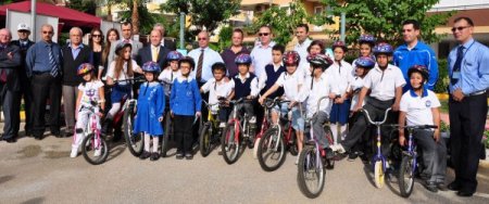 Alanya'da bisiklet eğitimi alan çocuklara sertifika