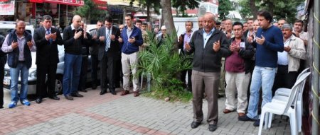 Alanya'da boğazı kesilerek öldürülen genç bayan son kez evine geldi
