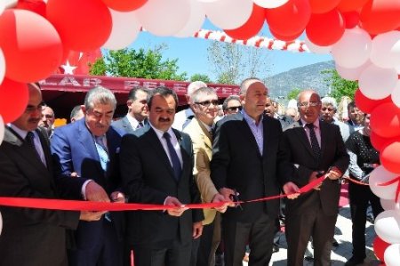 Alanya'da hayırseverin yaptırdığı bin 500 kişilik cami hizmete açıldı