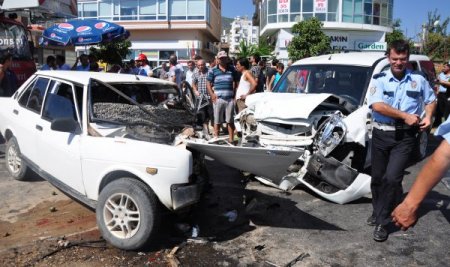 Alanya’da kaza: Bir ölü, 2 yaralı