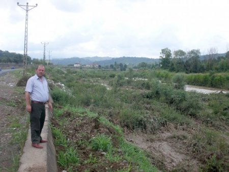 Alaplı Çayı'nın Temizlenmesi İçin Dilekçe Verildi