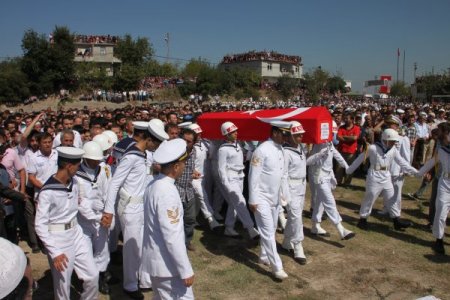 Alaplı şehidini, yaklaşık 5 bin kişiyle sonsuzluğa uğurladı