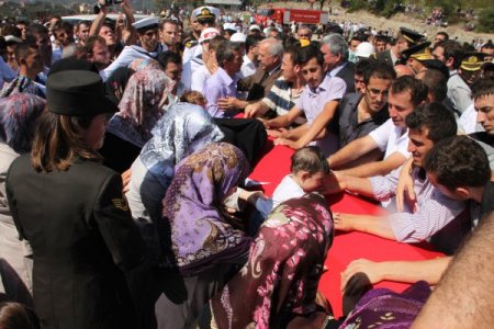 Alaplı şehidini, yaklaşık 5 bin kişiyle sonsuzluğa uğurladı
