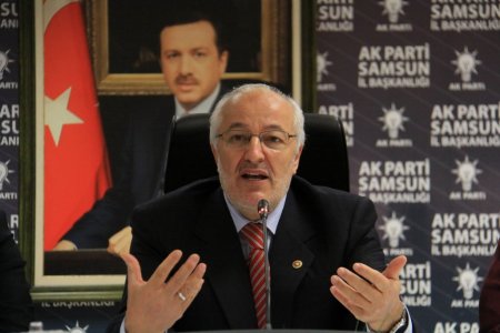 Albayrak: Büyükşehir il sınırlarının yeni düzenlenmesi hayırlı olur