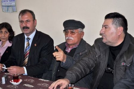 Alevi Köyünü Ziyaret Eden Chp'li Meclis Üyesine Muhtardan Şok Tepki: Vekilleriniz Bizi Odalarından Kovdu