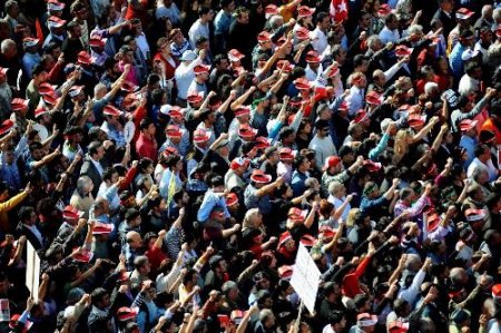 Aleviler, Zorunlu Din Dersi İle Diyanet İşleri Başkanlığı'nın Kaldırılmasını İstedi