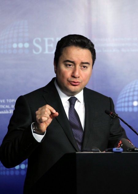 Ali Babacan: Merkez Bankası bağımsız kalacak