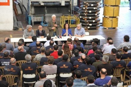 Ali Bayramoğlu: Bu bir bölünme değil, bölünmeyi engelleme adımıdır