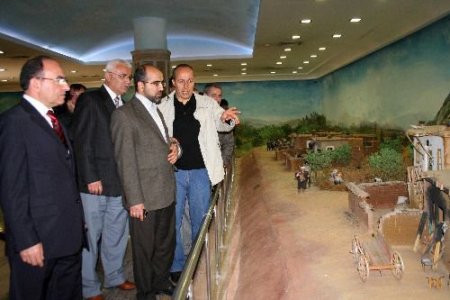 Ali Reza Fehangiri Konya'da Ziyaretlerde Bulundu