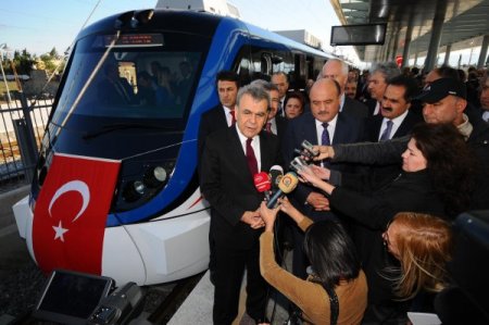 Aliağa-menderes Hattı Pazar Günü Faaliyete Geçiyor