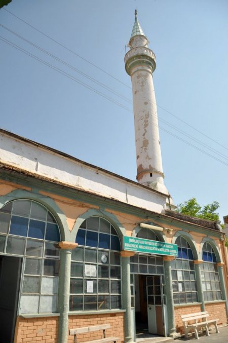 Aliağa Merkez Camisi Restore Ediliyor