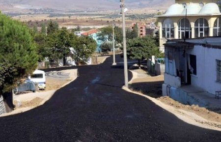 Aliağa'da Yollara 130 Bin Metrekare Satıh Kaplandı