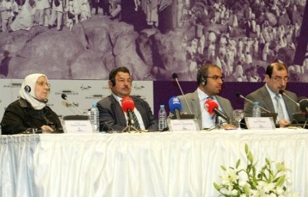 Alimler icmaın eğitim ve sosyal boyutlarını konuştu