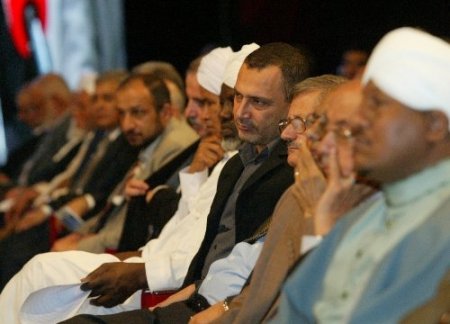 Alimler icmaın eğitim ve sosyal boyutlarını konuştu