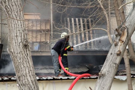 Alışveriş merkezinde yangın paniği