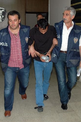 Alışveriş Merkezlerine Dadanan Hırsızlar Önce Kameraya Sonra Polise Takıldı
