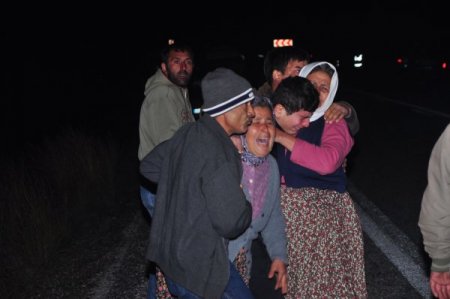 Alkol ve aşırı hız sonlarını getirdi: 3 ölü