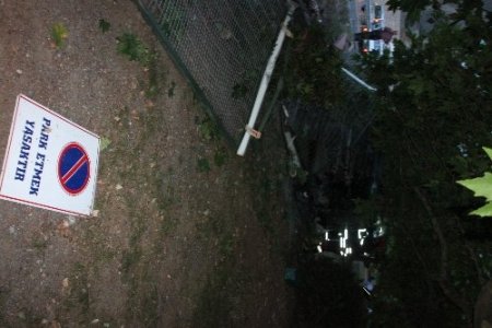 Alkollü sürücü, önce bariyere sonra korkulukla çarptı