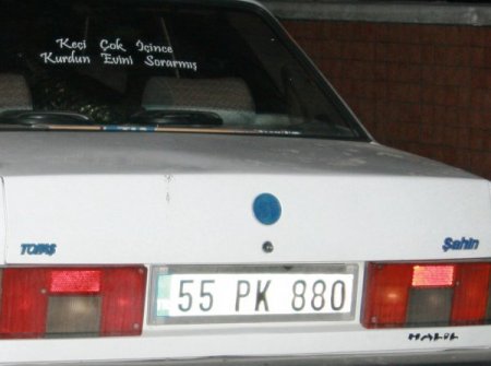 Alkollü sürücü kaldırımda yürüyen üniversitelilere çarptı: 6 yaralı