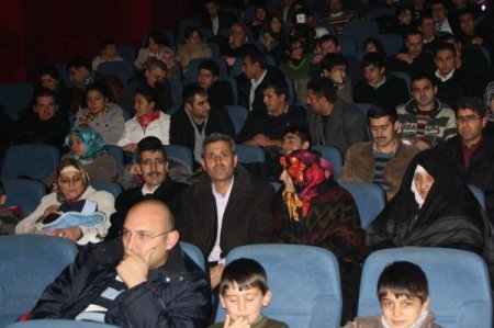 ‘allah'ın Sadık Kulu Barla’ Filmi Kars'ta Büyük İlgi Görüyor