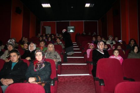 'Allah'ın Sadık Kulu: Barla' Filmine Büyük İlgi Gösterimi Uzatacak