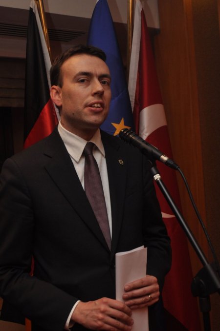 Alman Bakan: Türkiye açılımını İzmir’den başlatmak istiyoruz