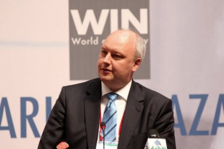 Alman Ekonomi Bakanı: Türkiye Parlayan Ekonomisi İle Bir Yıldız