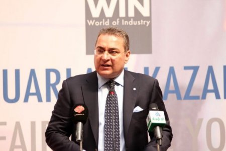 Alman Ekonomi Bakanı: Türkiye Parlayan Ekonomisi İle Bir Yıldız