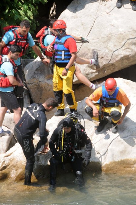 Alman Kadını Aramalarına Jandarma’nın Özel Timleri Katıldı