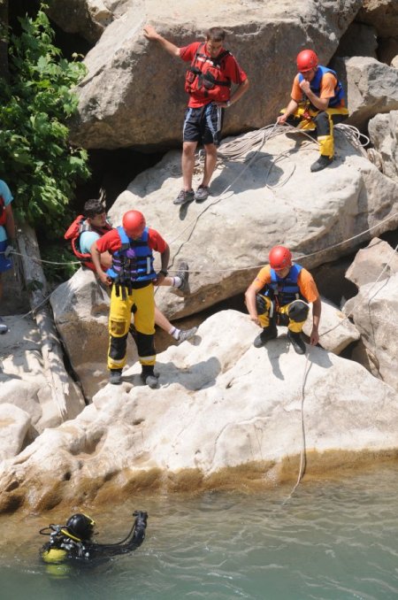 Alman Kadını Aramalarına Jandarma’nın Özel Timleri Katıldı