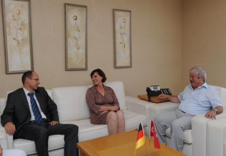 Alman Konsolos Frank Urbschat'tan Akaydın’a Veda Ziyareti