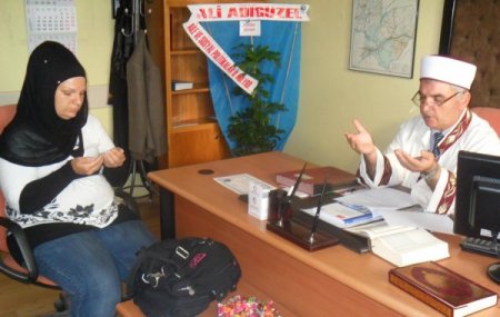 Alman Nicole Stephanie Müslüman oldu