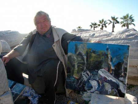 Alman ressam, antik kentlerdeki tapınakları resmediyor