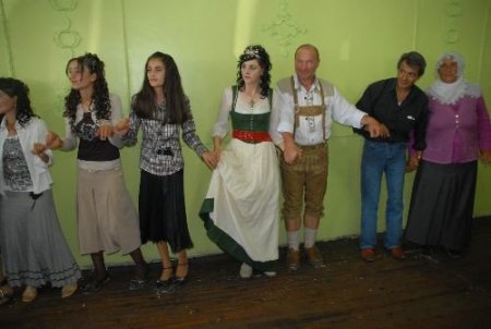 Alman Turistler Türk Usulü Nikah Yaptı