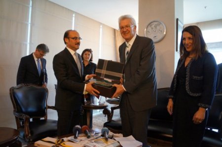 Almanya’da çift dilli eğitim veren anaokulları kurulmalı