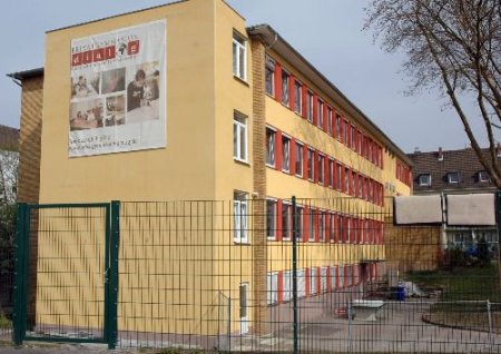 Almanya'da Halk Çözümü Özel Okullarda Görüyor