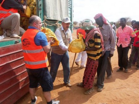 Almanya'daki Gurbetçiler, Afrika'ya Yardıma Koştu