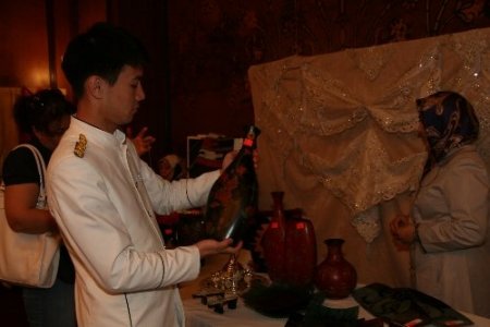 Almatı’da Türk el sanatları kermesi yoğun ilgi gördü