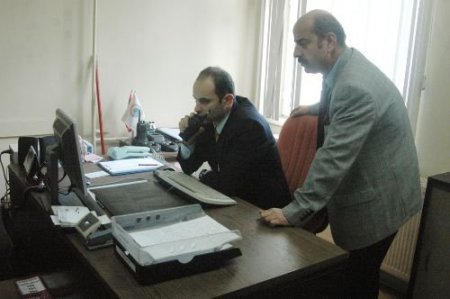 "alo Temizlik' Deyin Belediyeniz Kirlenen Yeri Anında Temizlesin"