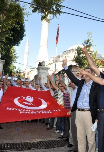 Alperenler, Ayasofya'da Bayram Namazı Talebi