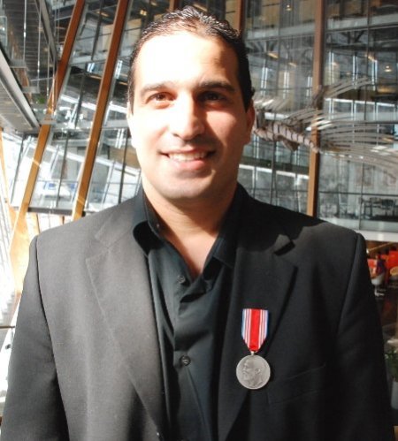 Alphen aan den Rijn saldırısının ikinci yıldönümünde anma töreni