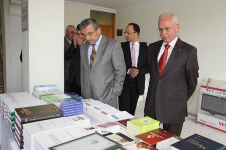Altın Kitap Fuarı Burdur’da Açıldı