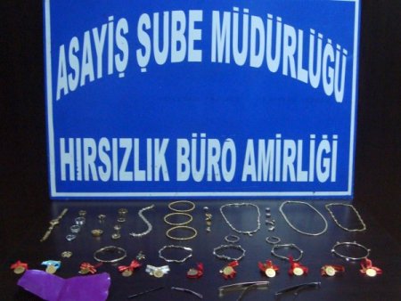 Altın kızlar hırsızlık şebekesi son soygunda yakalandı