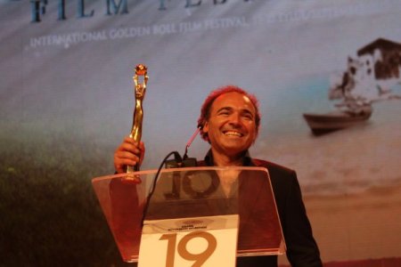 Altın Koza’da en iyi film: Bababım sesi