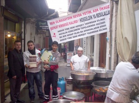Altın Toptancıları Mevlit Kandili İçin Lokma Döktürdü