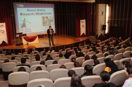 Altındağlı gençler Canten Kaya ile buluştu