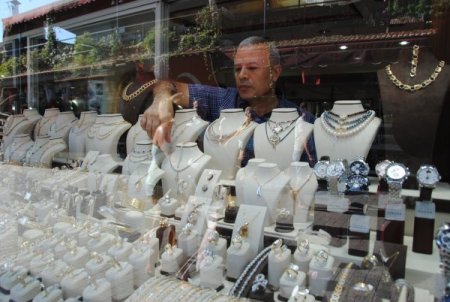 Altındaki yükseliş Side'de kuyumculuğu bitirme noktasına getirdi