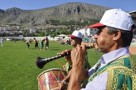 Amasya Karakucak Güreşleri’nde Başpehlivan Ali Rıza Kaya oldu